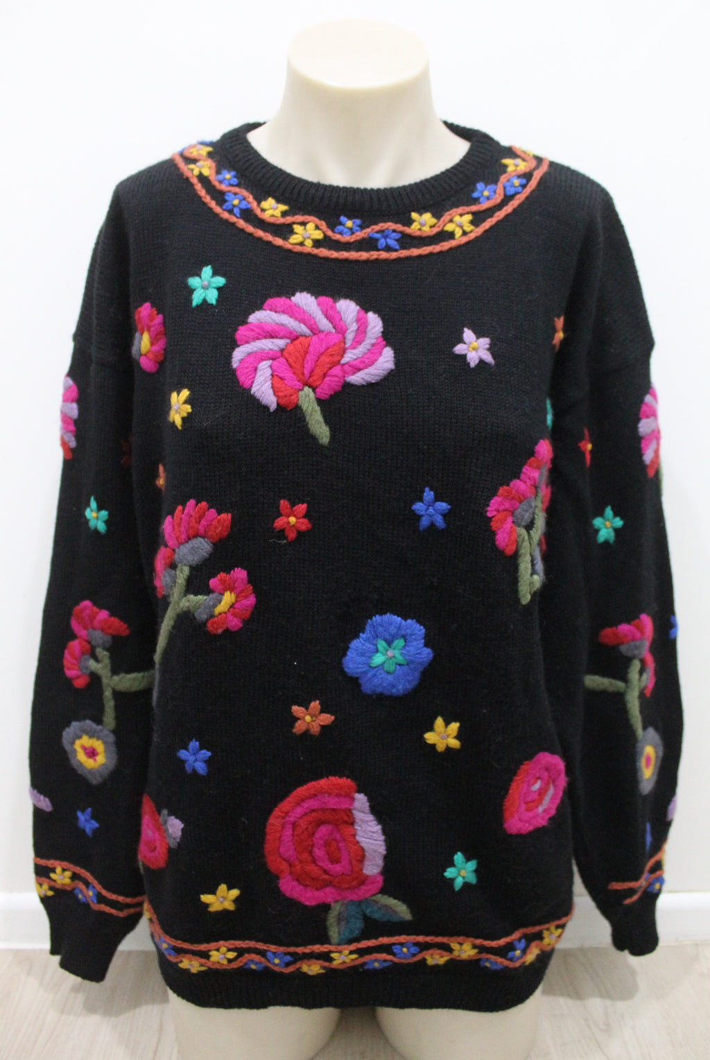 Retro Black Floral Rose Embroidered Knit Sweater