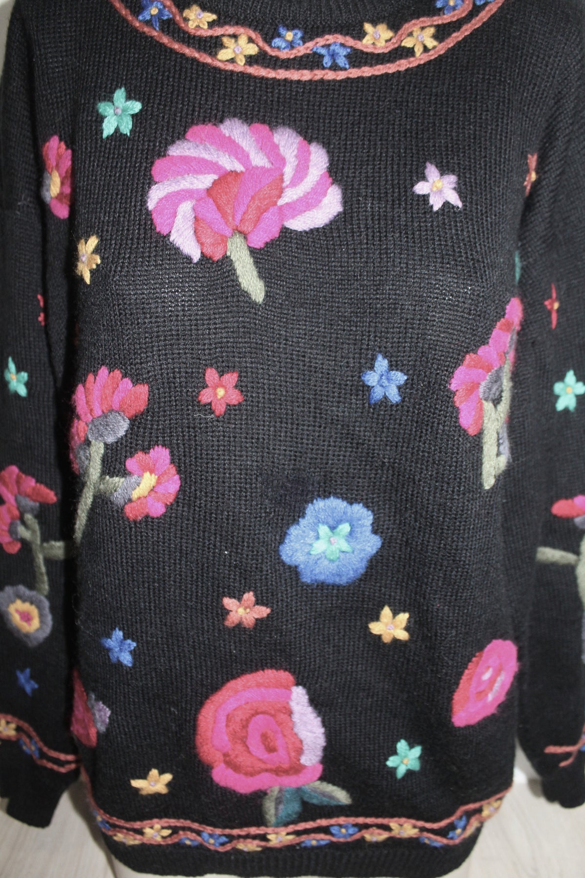 Retro Black Floral Rose Embroidered Knit Sweater