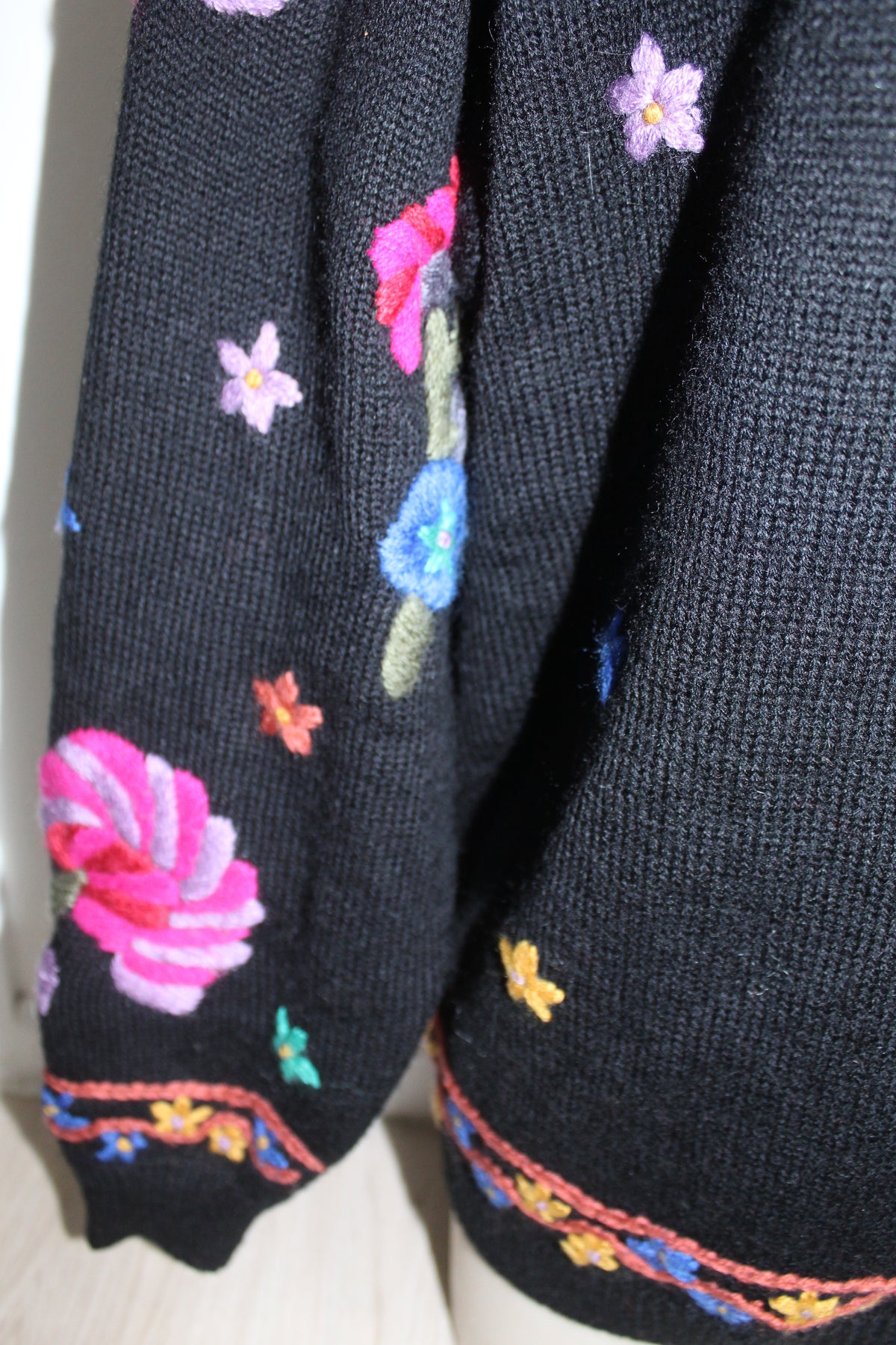 Retro Black Floral Rose Embroidered Knit Sweater