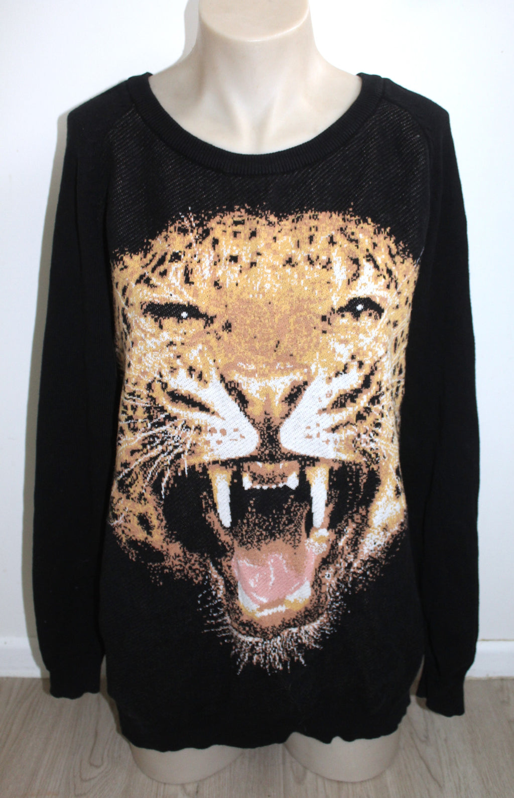 * Stüssy * Women's Black Tiger Graphic Knit Jumper SZ8